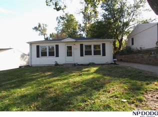 6621 A St, Omaha, NE 68106