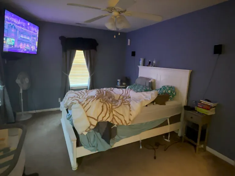 214 Newstead Dr — Photo 3