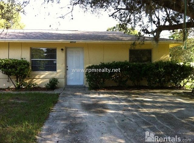 1st image of 2217 Doer Ln