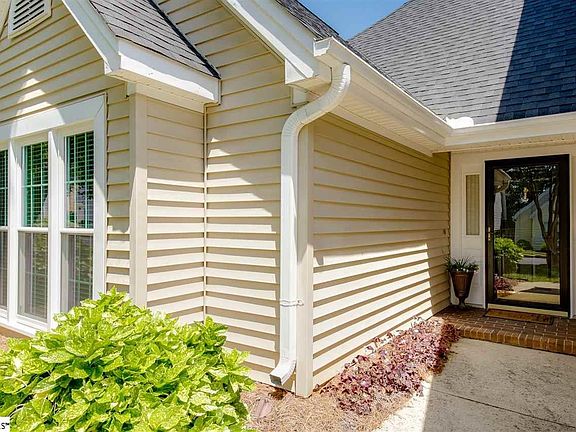 5th image of 136 Forest Lake Dr