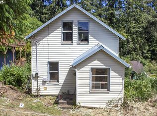 1668 9th St, Astoria, OR 97103