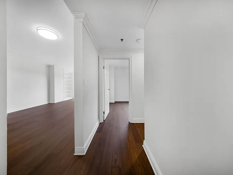 2 Constitution Ct #707 — Photo 20