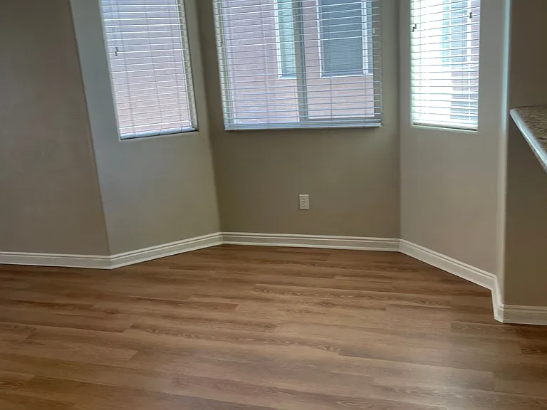 346 Tuscany Cir — Photo 3