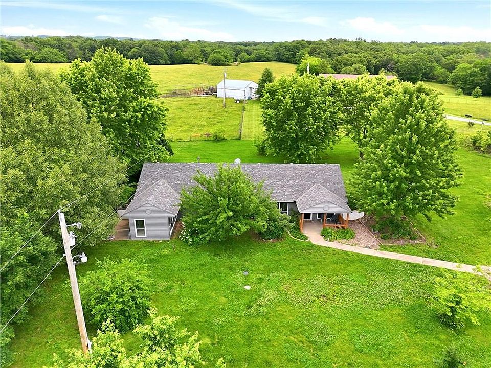 1st image of 1641 NW 100th Rd