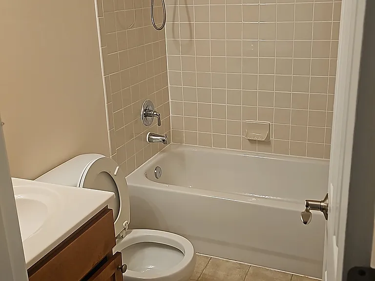 1515 N Van Dorn St #A — Photo 10