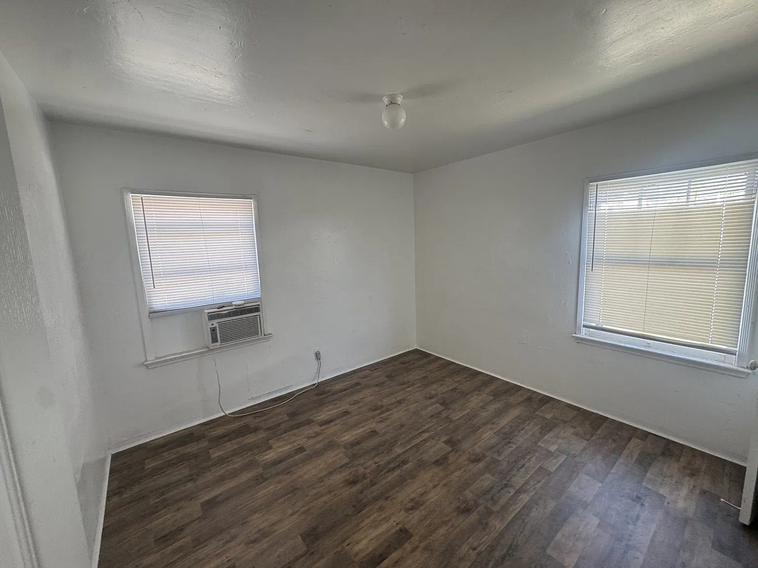 1 bed, 750 sqft, $1,100 — Photo 4