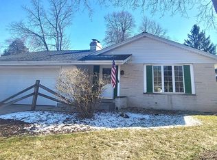 1609 Spruce St, Grafton, WI 53024