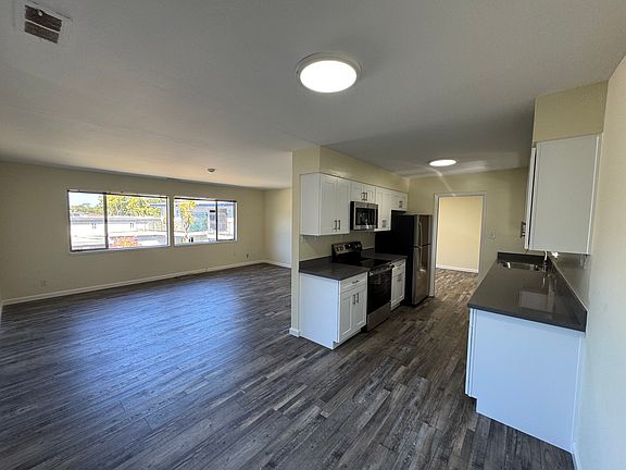 5th image of 3 Mulberry Ct APT 15