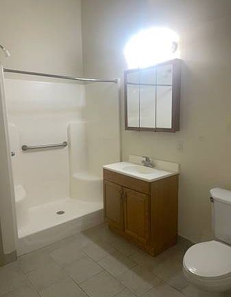 3rd image of 937 Broadway St Suite 206