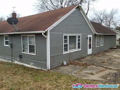 5th image of 4222 E 53rd Ter