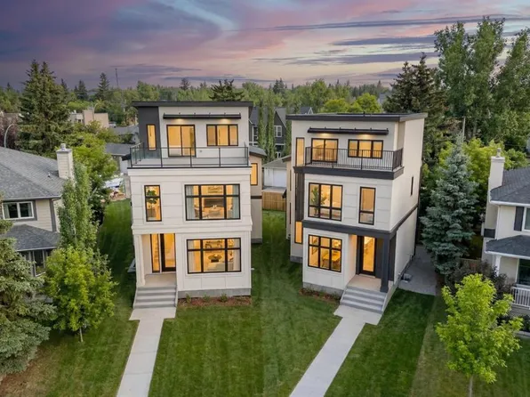 2826 NW 31st St SW, Calgary, AB T3E 2P7