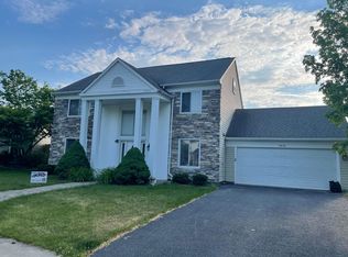 2856 Evergreen Ln, Aurora, IL 60502