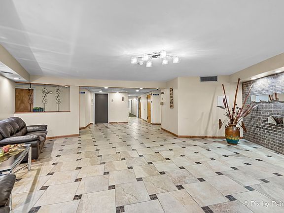 3rd image of 1425 Sandpebble Dr APT 221