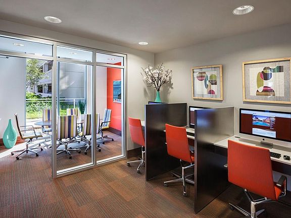 5th image of 1456 N Halsted St #1814