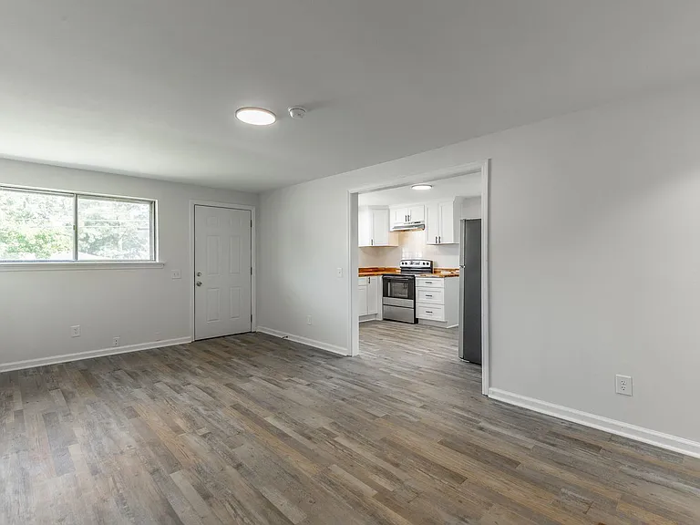 2171 Dugan St #2173 — Photo 2