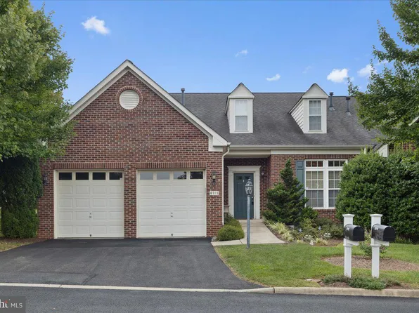 6713 Holly Farm Ln, Warrenton, VA 20187