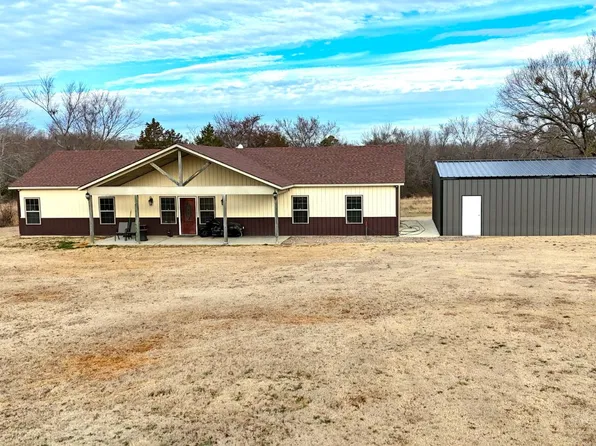 43 Woodlawn Dr, Hartshorne, OK 74547