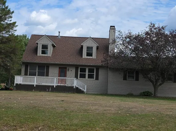 1820 Marquis St, Lapeer, MI 48446