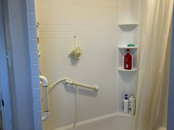 5th image of 41 Balcarres Rd