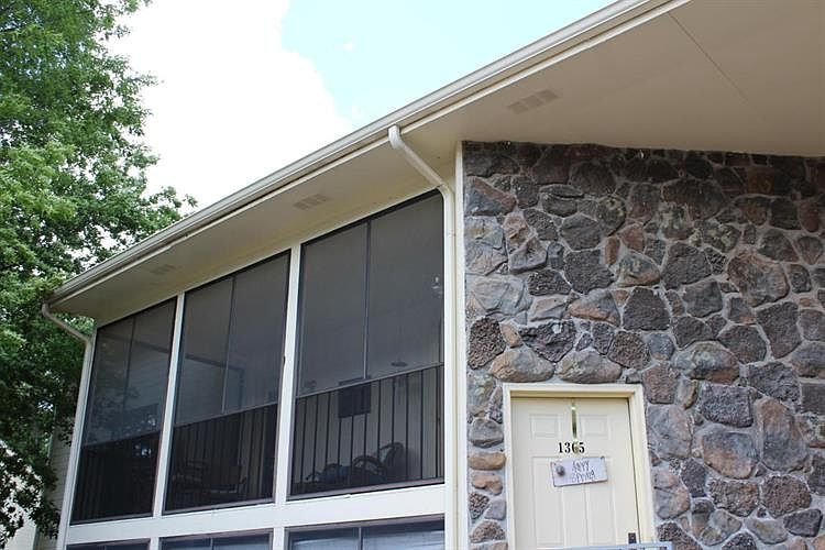 1st image of 1305 Park De Ville Pl