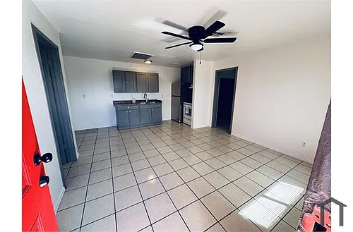3216 W Jefferson St #2 Photo 1