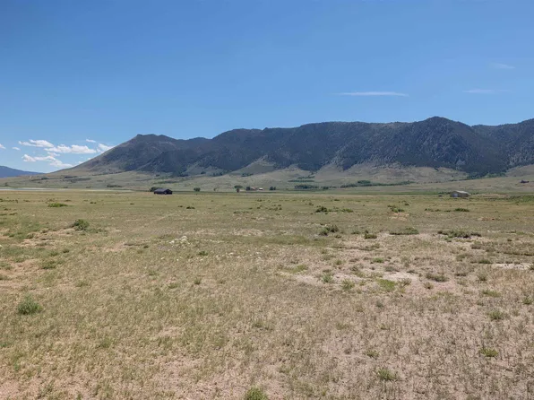 99 Chokecherry Creek Rd, Laramie, WY 82070