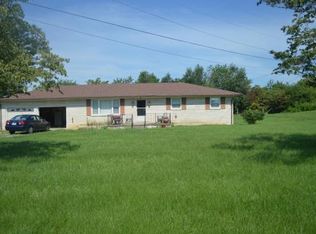 2577 Celina Rd, Burkesville, KY 42717