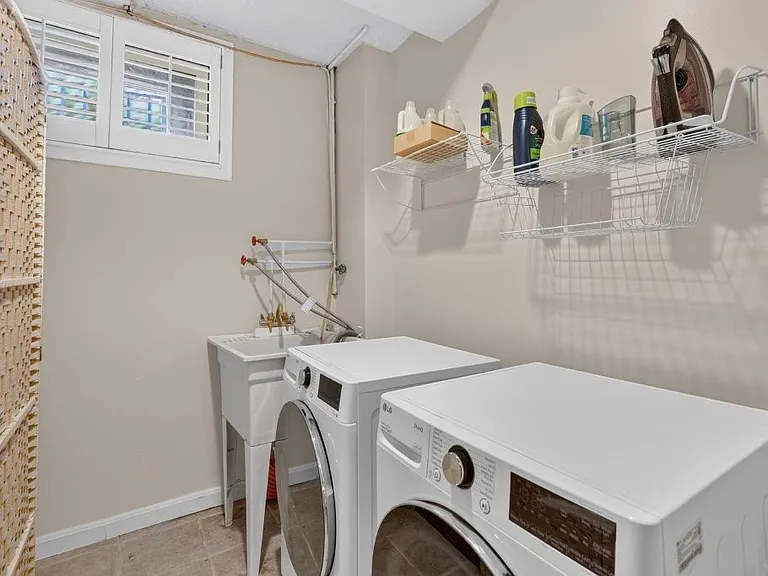 1775 Lang Pl NE — Photo 15