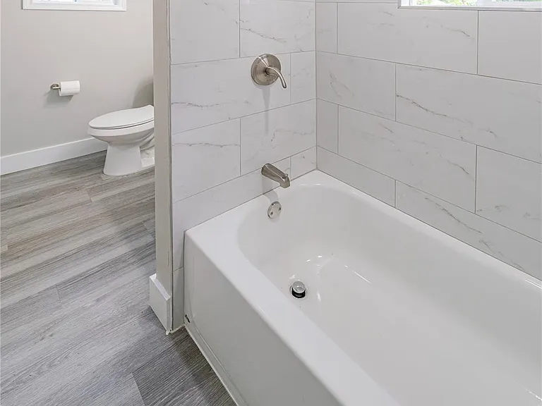 5718 Cherry St — Photo 27