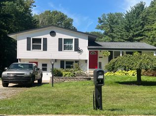 16117 144th Ave, Spring Lake, MI 49456