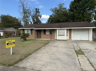 1444 Meadowlawn St, Slidell, LA 70460