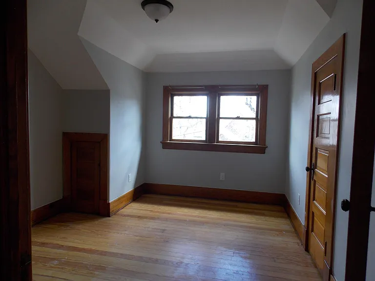 1211 N Weber St — Photo 18