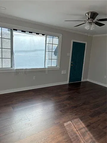 2 bed, 1.0 bath, 1216 sqft, $1,800 — Photo 2