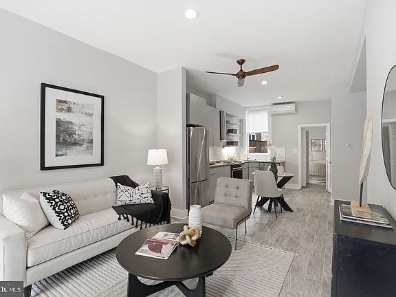 4th image of 13 15th St SE