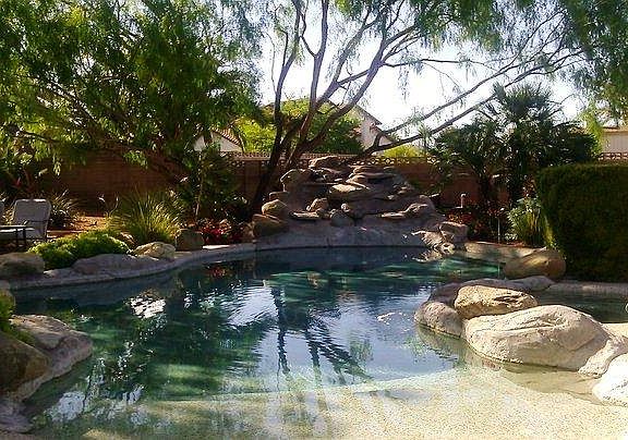 15'x15' Waterfall and Beach Entry