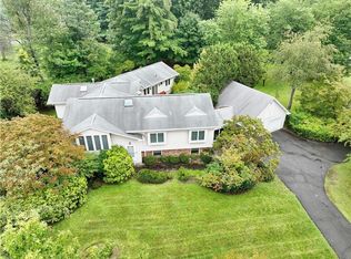 4 Juniper Ter, Suffern, NY 10901