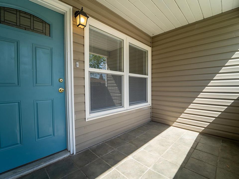 1st image of 617 Aldridge Dr