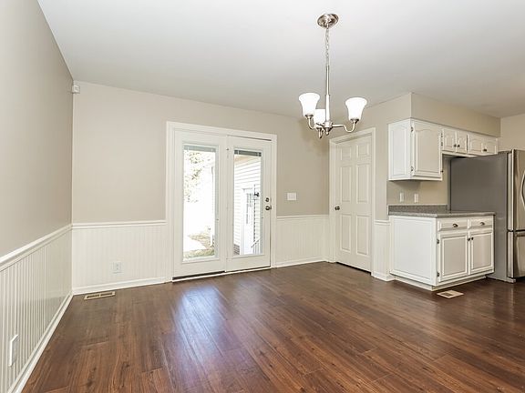 5th image of 1435 Ashlawn Dr
