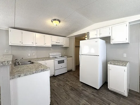 100 Indian Trl, Harker Heights, TX