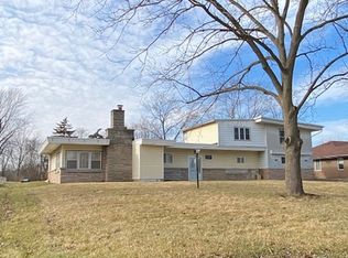 20704 Stirling Ave, Chicago Heights, IL 60411