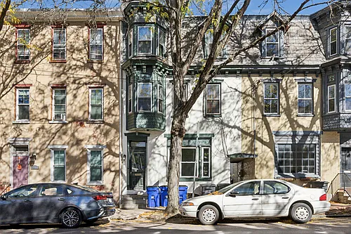 113 King St Photo 1