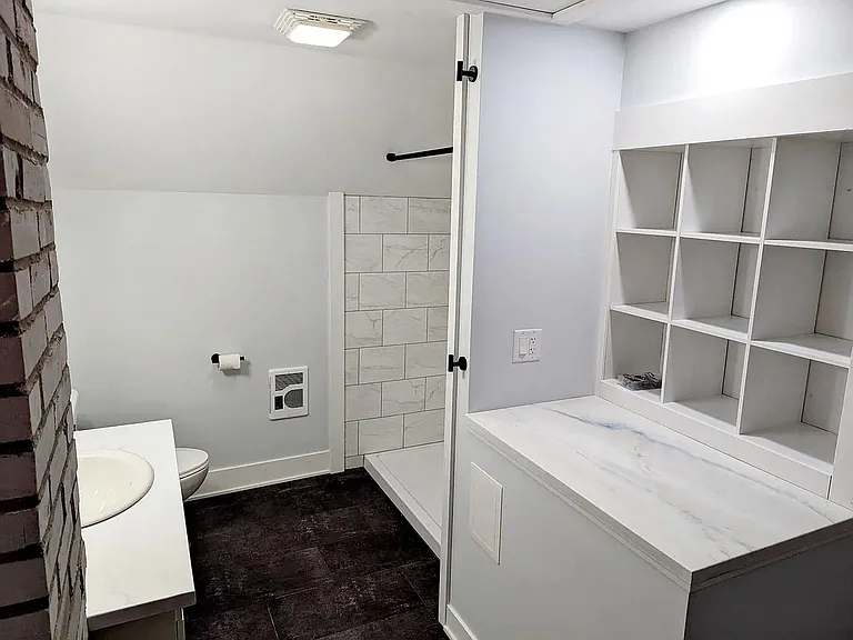 410 Fairfield Ave NW — Photo 14