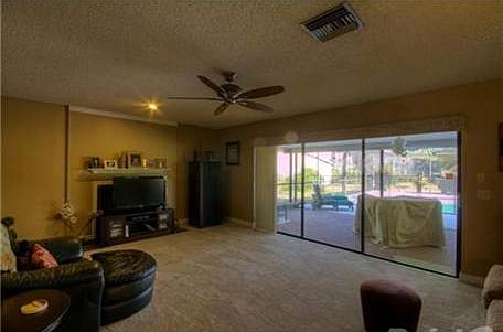 4th image of 4207 Woodside Manor Dr