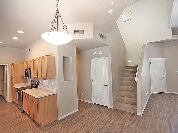 5th image of 15747 N 79th Ln