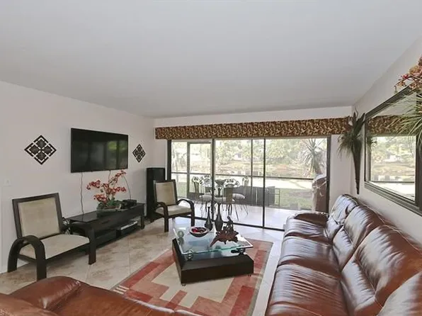 1211 Commonwealth Cir APT 102, Naples, FL 34116