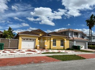855 NW 132nd Ct, Miami, FL 33182