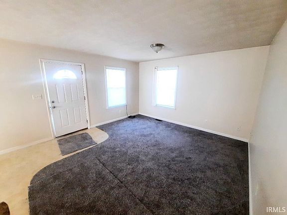 3rd image of 2426 S Vine St