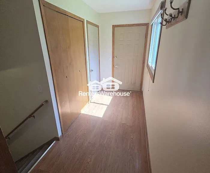 15536 Garfield Cir — Photo 22