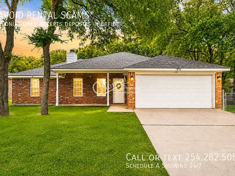 138 Lake Forest Dr — Photo 1