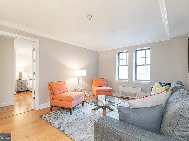 1701 Locust St #15-1815 — Photo 4